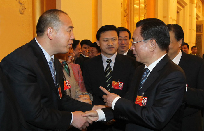 原中央政治局常委賀國強親切接見張全收董事長